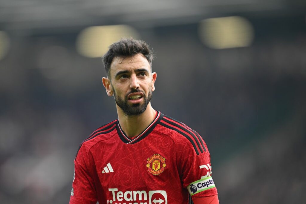 Man United boss Erik ten Hag clears the air regarding Bruno Fernandes