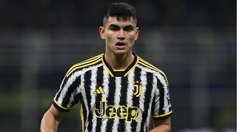 Juventus identify formula to maintain Southampton loanee Carlos Alcaraz