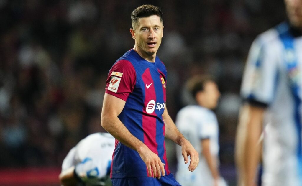 Lewandowski stay at Barcelona benefits club’s youth movement