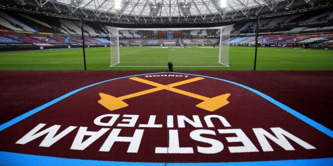 West Ham United favourites to sign promising winger Wesley Gassova; Corinthians manager worried about losing him