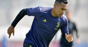 Alex Sandro could miss Roma clash – Date with history delayed