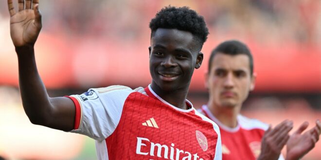 Michael Owen believes Bukayo Saka should be dropped for England