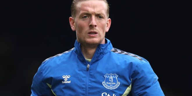 Everton star Jordan Pickford issues future update amid Chelsea rumours