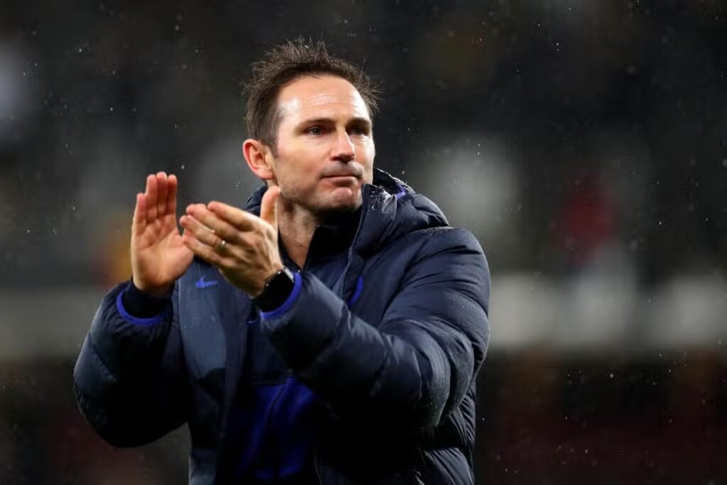 Former Chelsea and Everton manager Frank Lampard has emerged as a candidate for the Burnley job