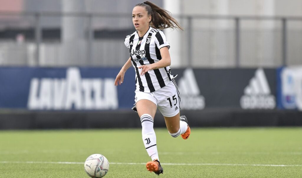 Canadian Star in Turin: Julia Grosso’s Rise with Juventus –