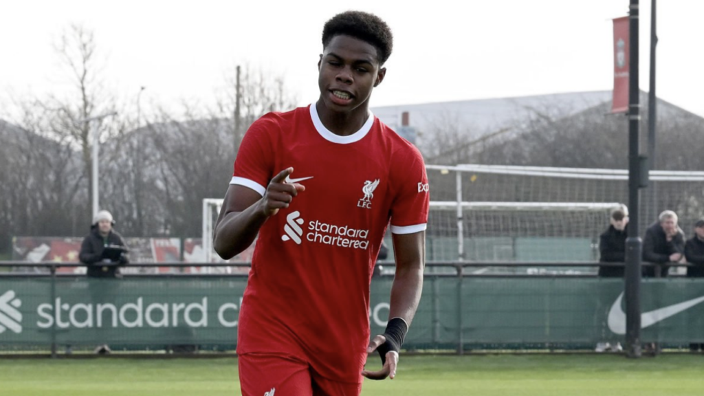 Keyrol Figueroa signs pro contract with Liverpool