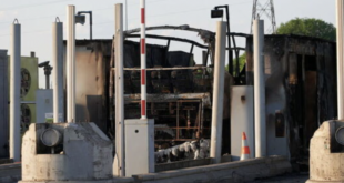 PSG and Lyon fans in roadside battle on way to French Cup final