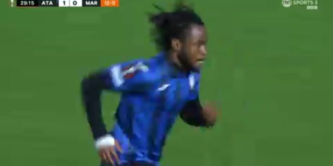 Ademola Lookman’s deflected strike gives Atalanta a 2-1 lead on aggregate against Marseille