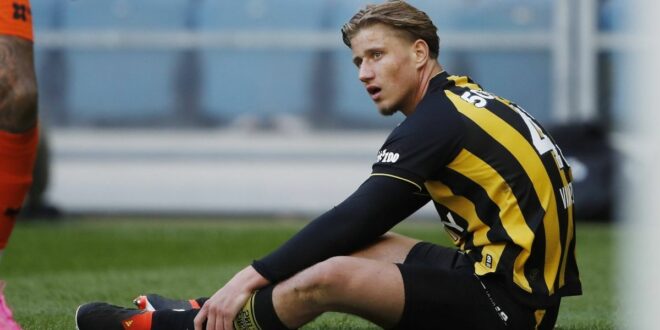 Vitesse to go bankrupt? Ex-Chelsea players donate to save club