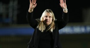 Emma Hayes makes U-turn on Chelsea title hopes