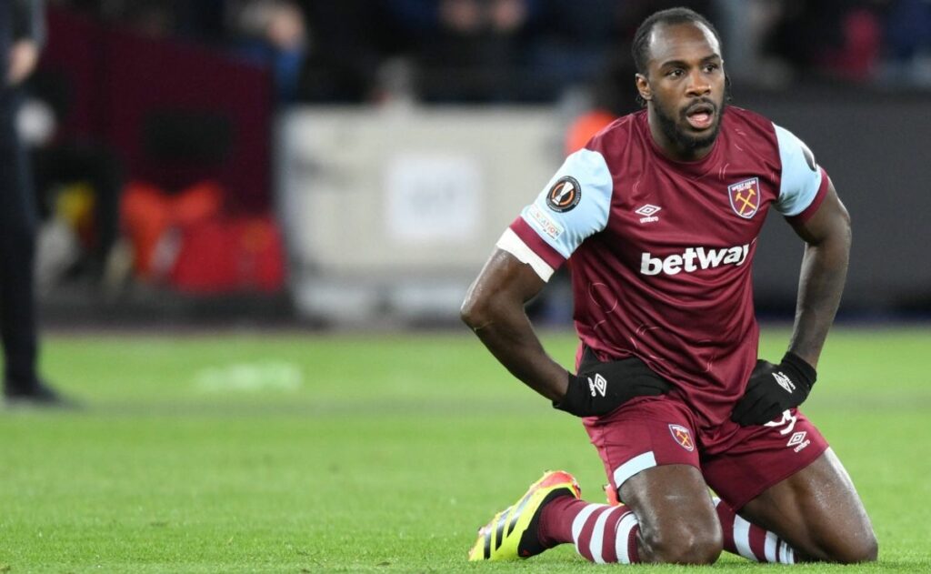 West Ham striker prayed for injury amid mental health issues