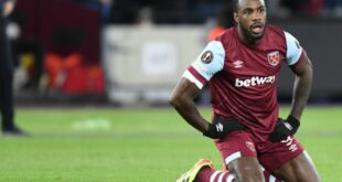 West Ham striker prayed for injury amid mental health issues