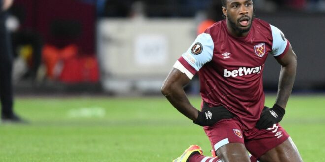 West Ham striker prayed for injury amid mental health issues