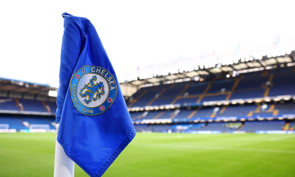 Chelsea table €8 million offer for 17-year-old Barcelona, Real Madrid right-back target