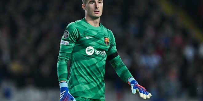 Barcelona goalkeeper set to stay at Camp Nou amid widespread speculation – report