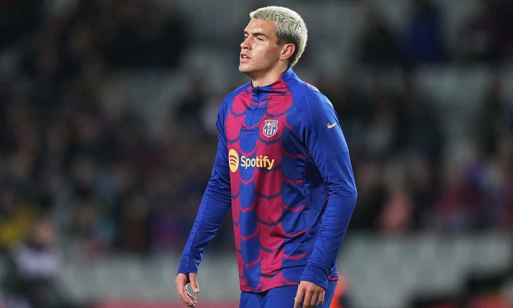 Barcelona set to prefer La Masia prodigy over Vitor Roque next season