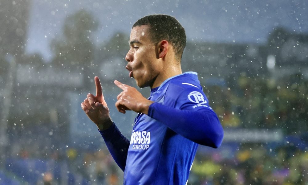 Barcelona president, director have asked about Manchester United loanee