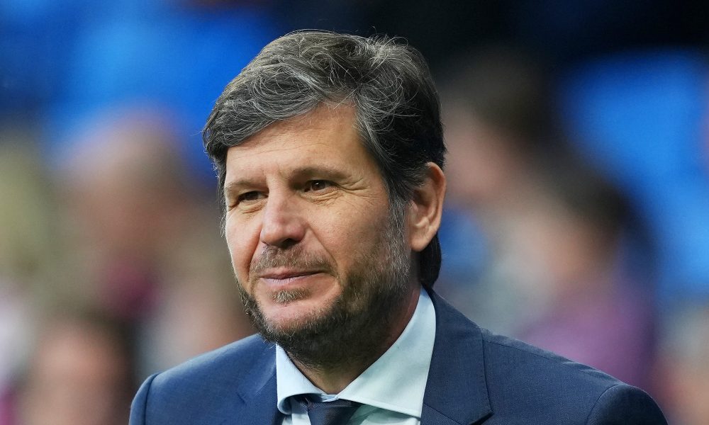 Barcelona president contemplates rehiring former club director