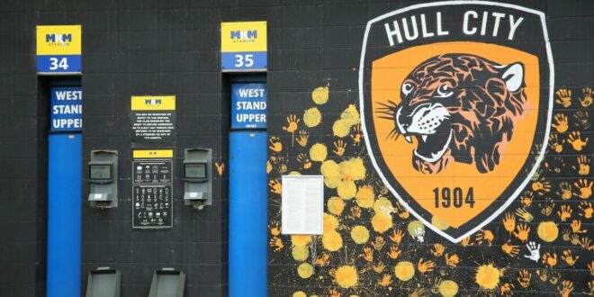 Hull City sack Liam Rosenior after missing Championship play-offs