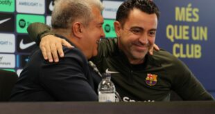 Xavi does not intend to leave Barcelona, will meet Laporta next week