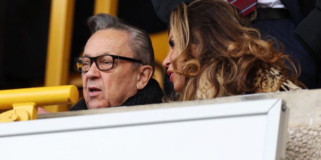 David Sullivan reverting to type over manager chase