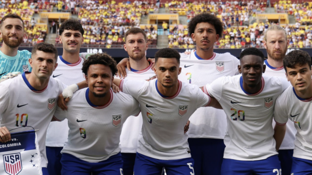 USMNT stays at No. 11 in June FIFA Rankings