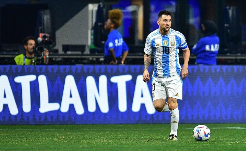 Copa America pitch draws criticism as Argentina defeats Canada