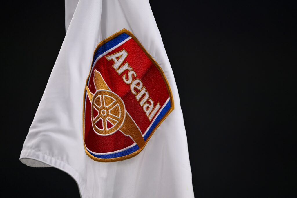 Arsenal want to start their transfer business with £25.4m signing