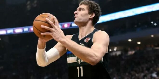 Will the Milwaukee Bucks trade Brook Lopez this offseason?