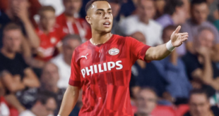 Sergino Dest joins PSV in permanent deal from Barcelona