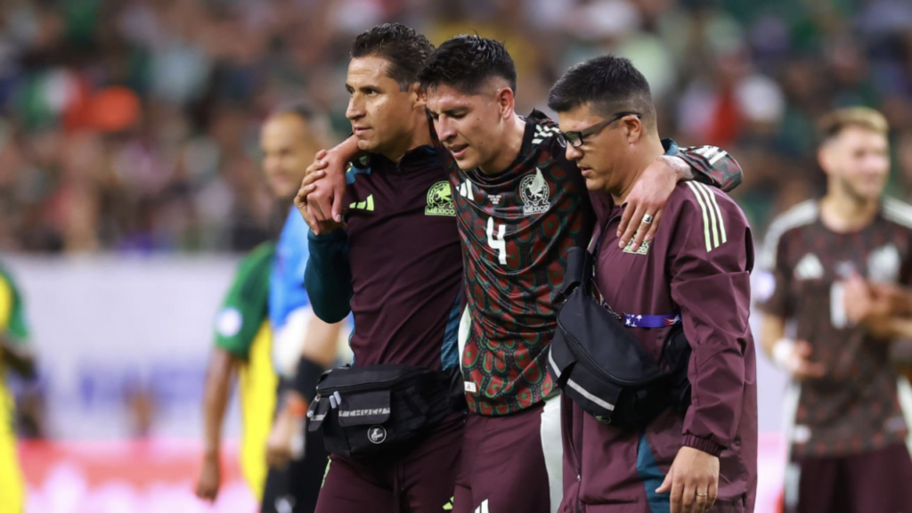 Mexico defeats Jamaica, but loses Edson Alvarez to injury