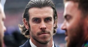 Gareth Bale gets offer from Wrexham to come out of retirement