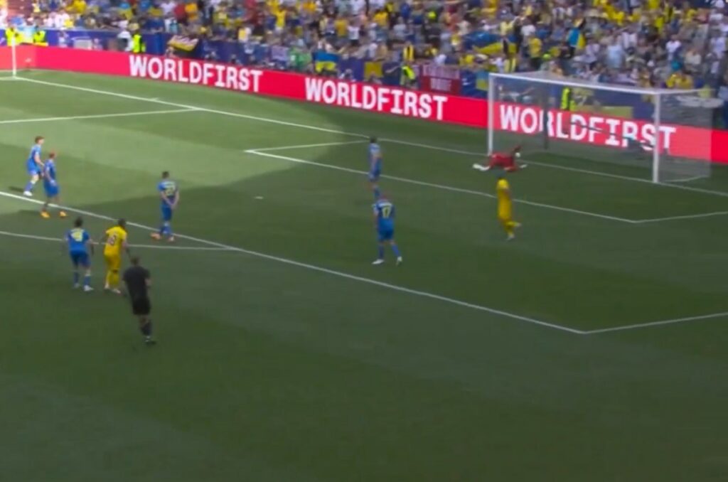 Real Madrid’s Andriy Lunin makes another horror error vs Romania