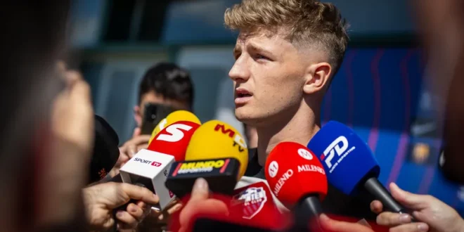 Barcelona 21-year-old defensive prospect announces exit from club