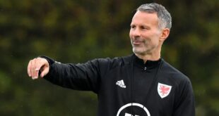 Man United legend Ryan Giggs in line for return to football management