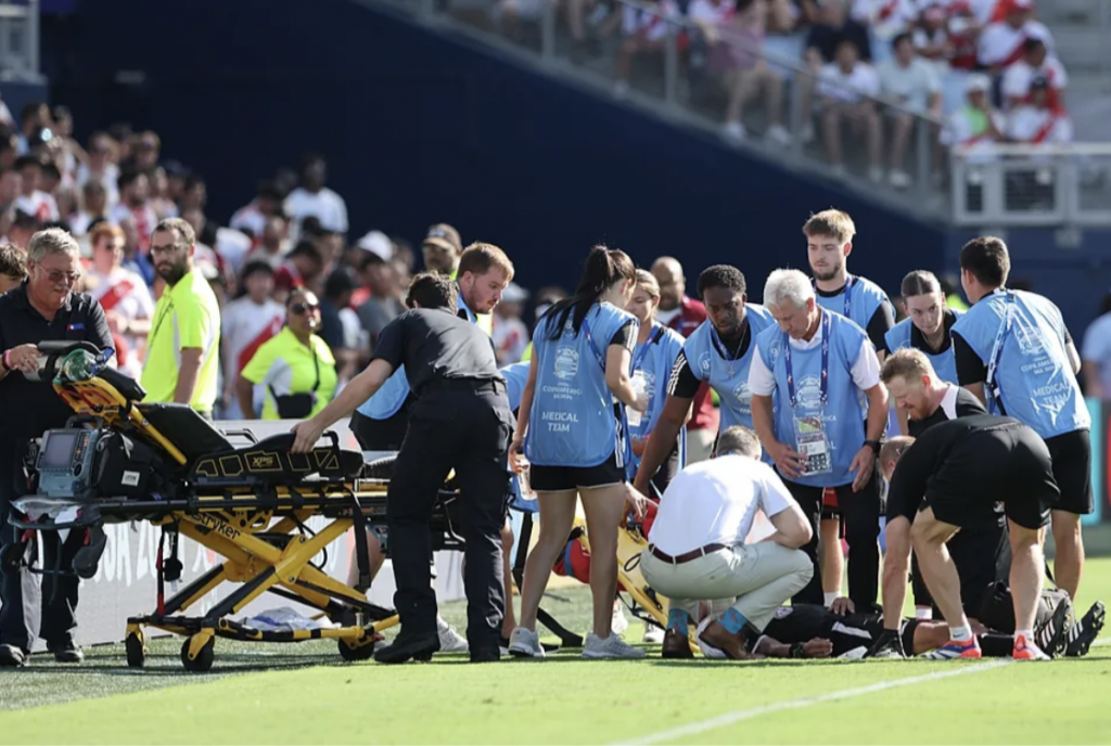 Copa America assistant linesman collapses in 90 degree heat in Kansas