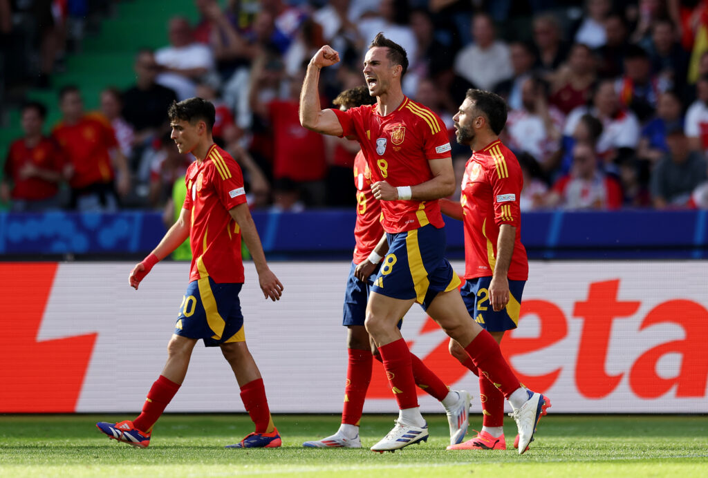 Spain brush Croatia aside with first half blitz