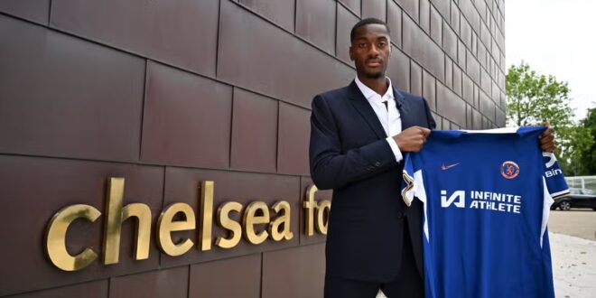 Why Tosin Adarabioyo joined Chelsea despite Man United & Newcastle link