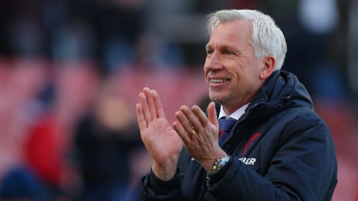 Alan Pardew Says 27-Year-Old Everton Man Could Thrive At Liverpool