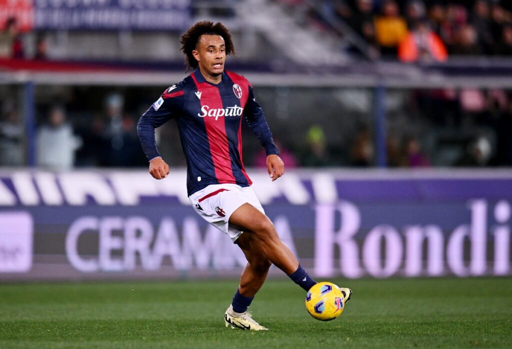 Man United ask about Bologna star