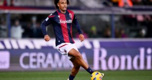 Man United ask about Bologna star