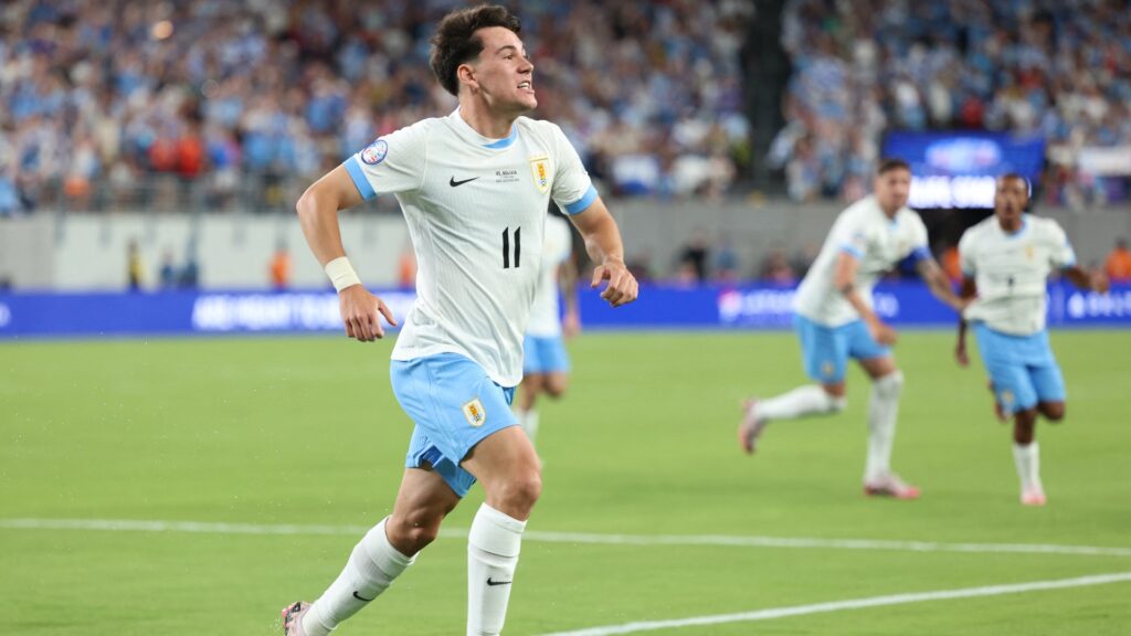 Manchester United winger sparks Uruguay’s early lead against Bolivia