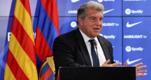 Former Barcelona president praises club administration and explains difference with Real Madrid