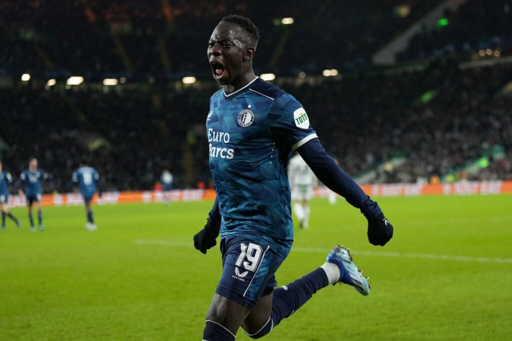 Newcastle set to accept £25m bid for their forward who recently joined the club