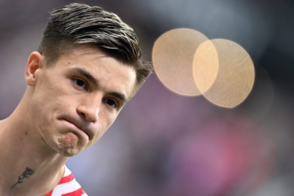 Christian Falk lifts lid on three English clubs’ interest in Benjamin Sesko