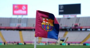 Barcelona get rid of four backroom staff members