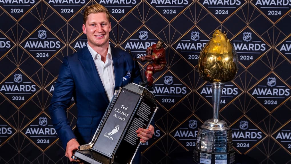 Nathan MacKinnon Sweeps Two Trophies At 2024 NHL Awards