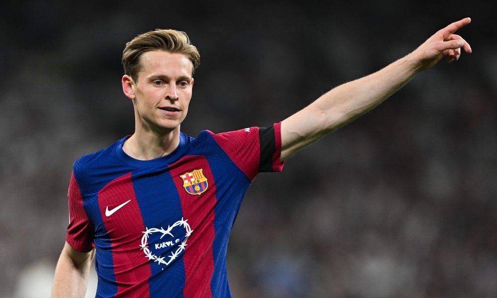 Barcelona intend to recover injured midfield superstar in time for pre-season