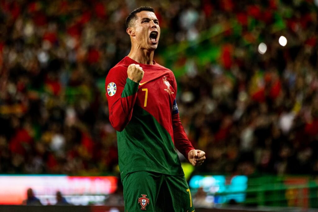 Cristiano Ronaldo will play for Portugal tonight after Martinez praise