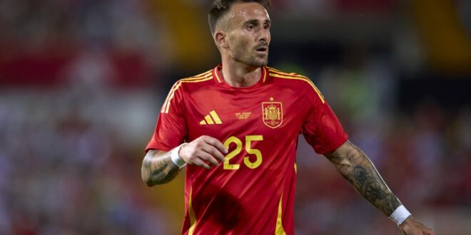 ‘There was no official offer’ – Spain midfielder opens up on past Barcelona interest